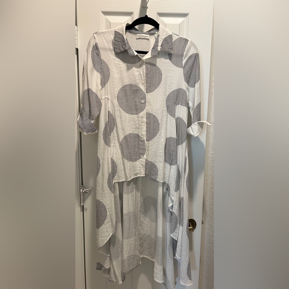 Neiman Marcus Monochrome Striped Top